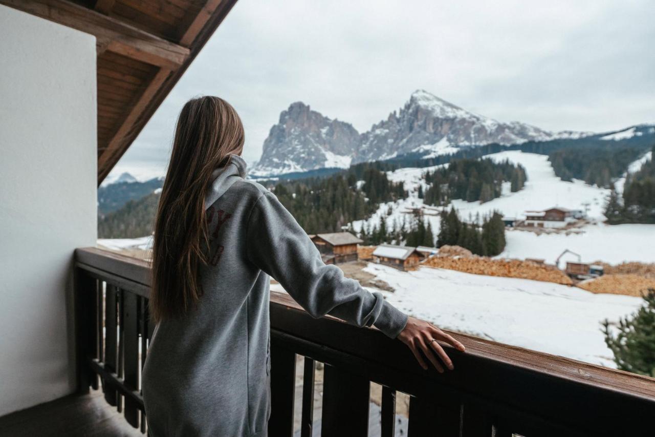 Saltria - Your Alpine Experience Alpe Di Siusi Exterior photo