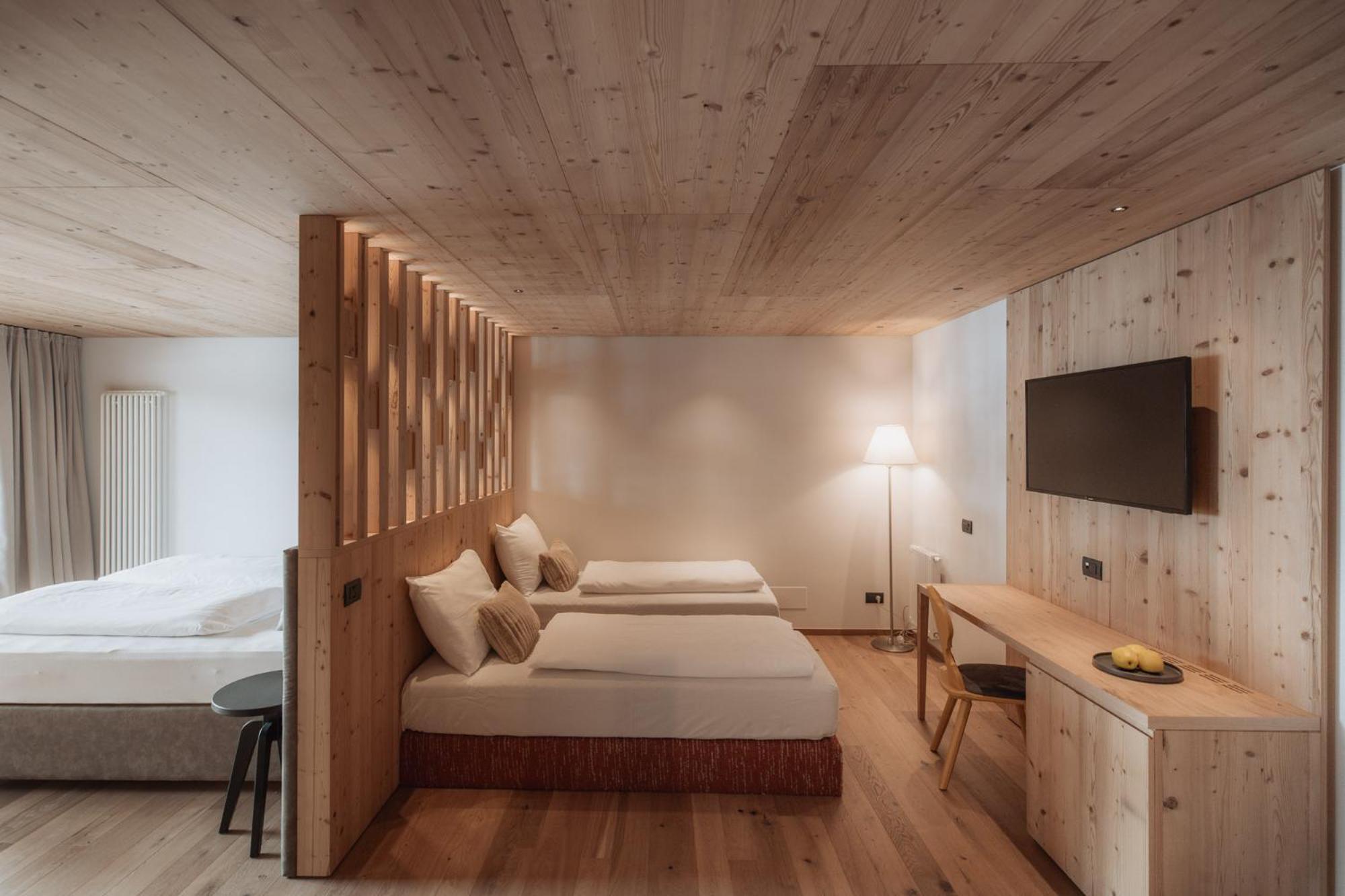 Saltria - Your Alpine Experience Alpe Di Siusi Room photo